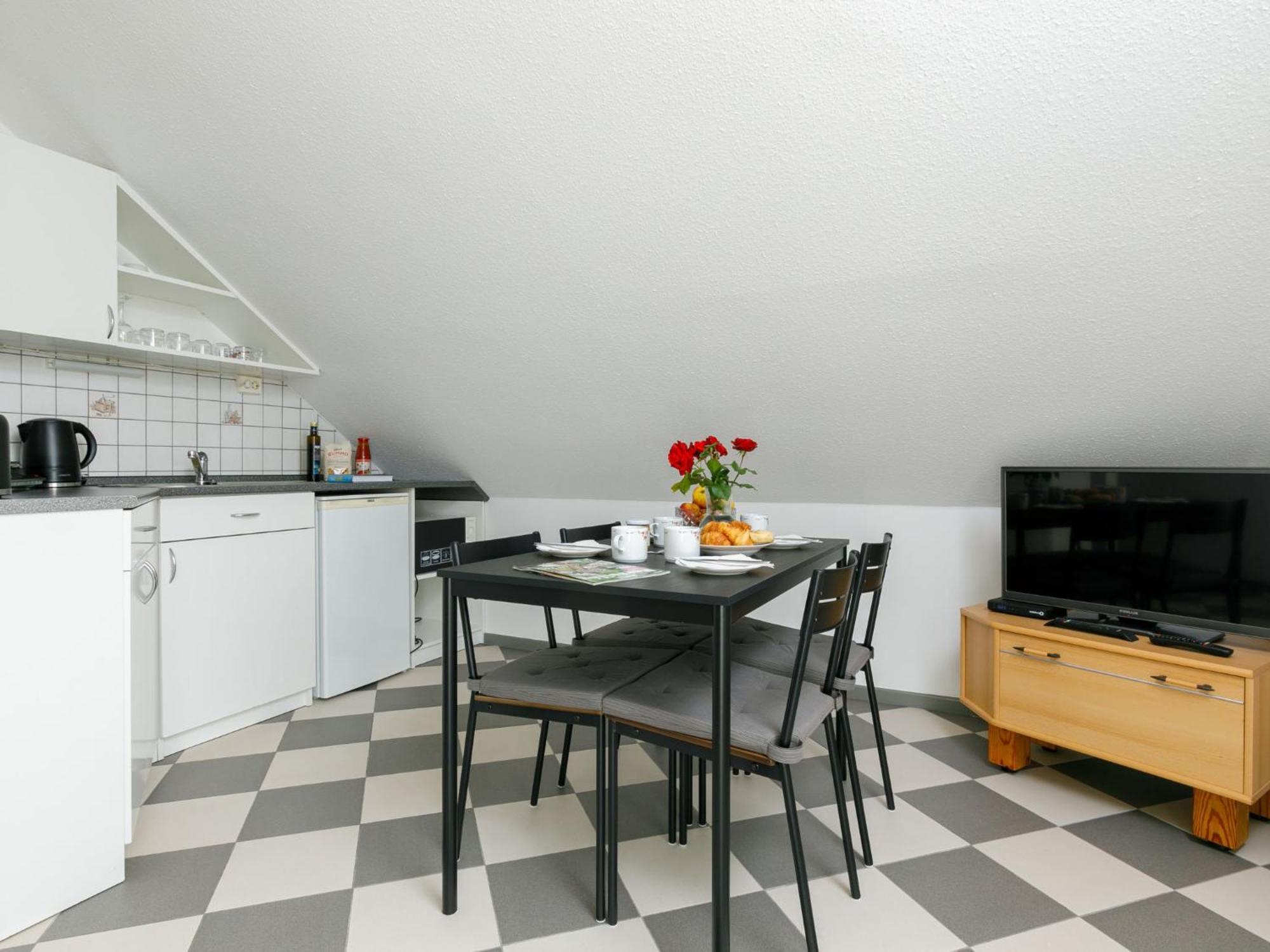 Apartment Gerania By Interhome Balatonfured Exterior photo